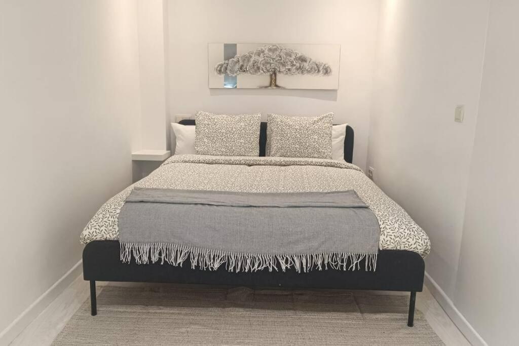 Appartamento Loft En Retiro Madrid Esterno foto